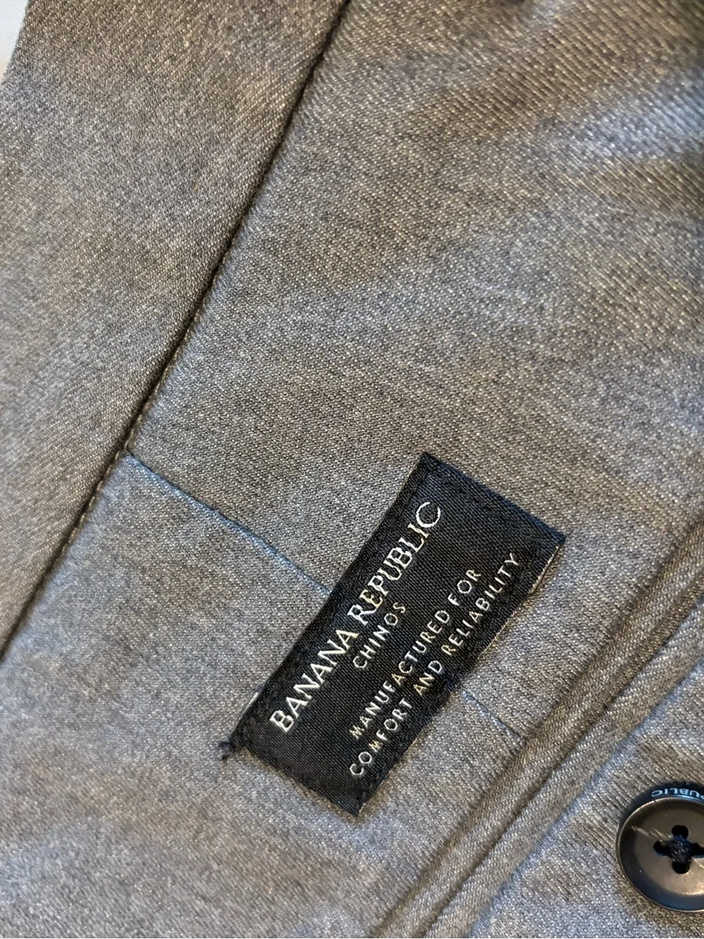 Banana Republic rapid movement chino 32x32